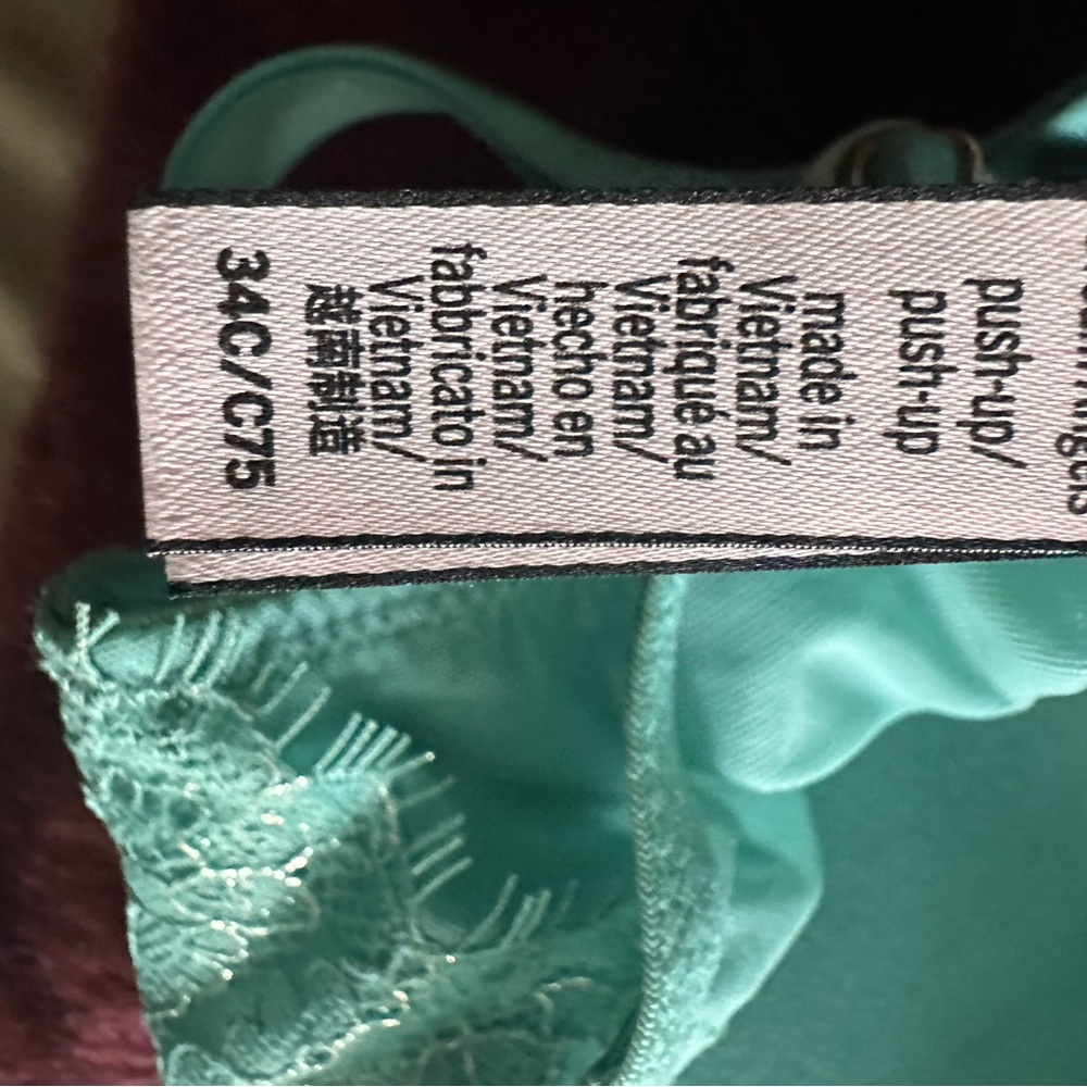 Victoria's Secret Dream Angels Push-Up Aqua Lace Bra 34C - Picture 5 of 6